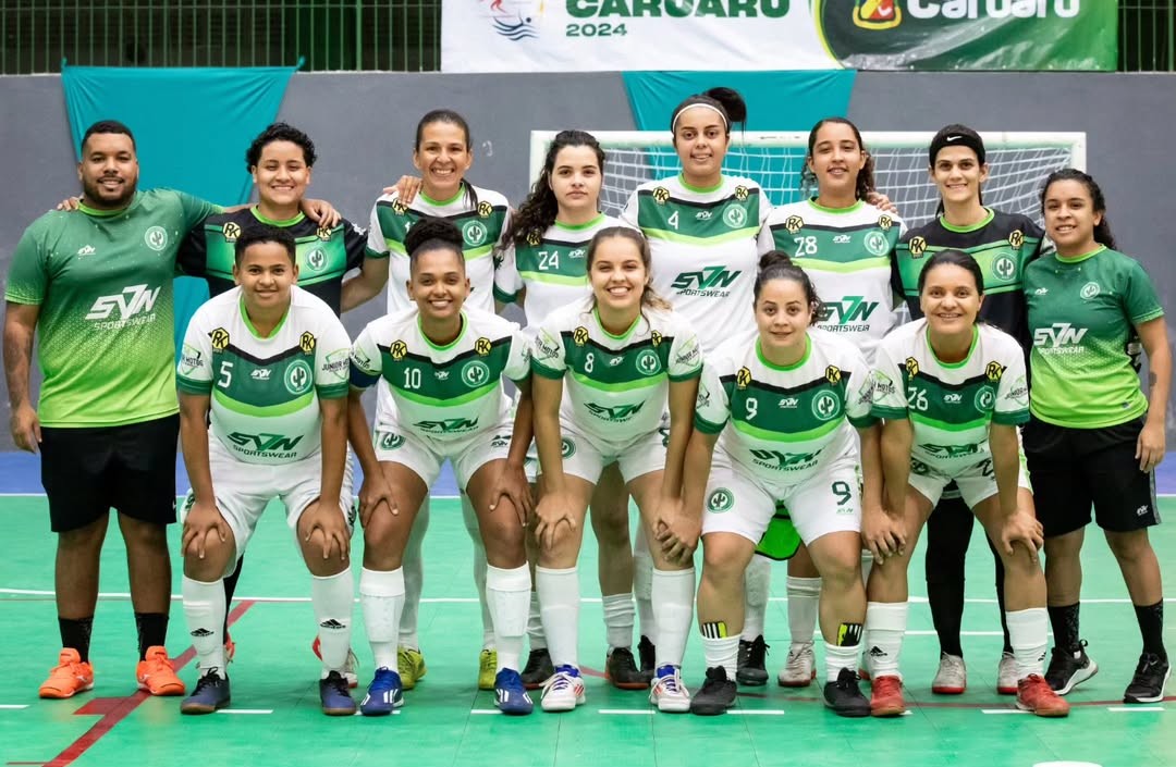 time feminino foto